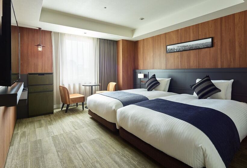 Номер Superior, Mitsui Garden Hotel Otemachi   Tokyo