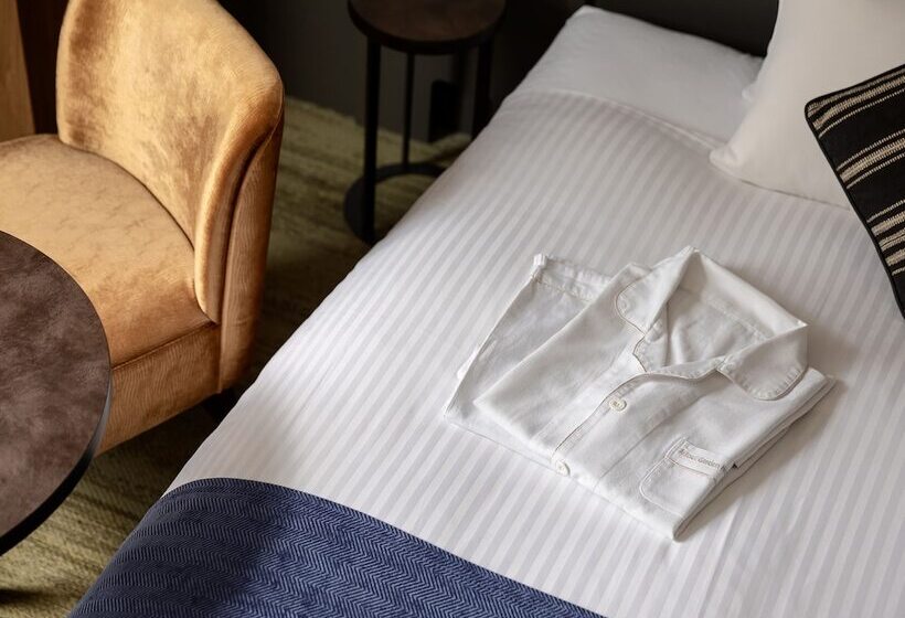 חדר אקונומי, Mitsui Garden Hotel Otemachi   Tokyo