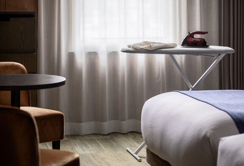 Номер Superior, Mitsui Garden Hotel Otemachi   Tokyo