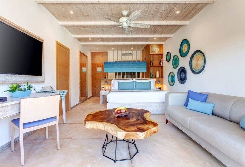 ジュニアスイートデラックス プールビュー, Mystique Holbox By Royalton, A Tribute Portfolio Resort