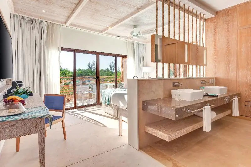 デラックスジュニアスイート, Mystique Holbox By Royalton, A Tribute Portfolio Resort
