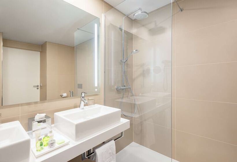 جناح جونيور, Nh Leipzig Zentrum