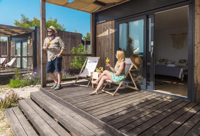 منزل متنقل, Obonjan Island Resort