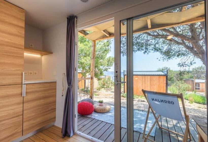 منزل متنقل, Obonjan Island Resort