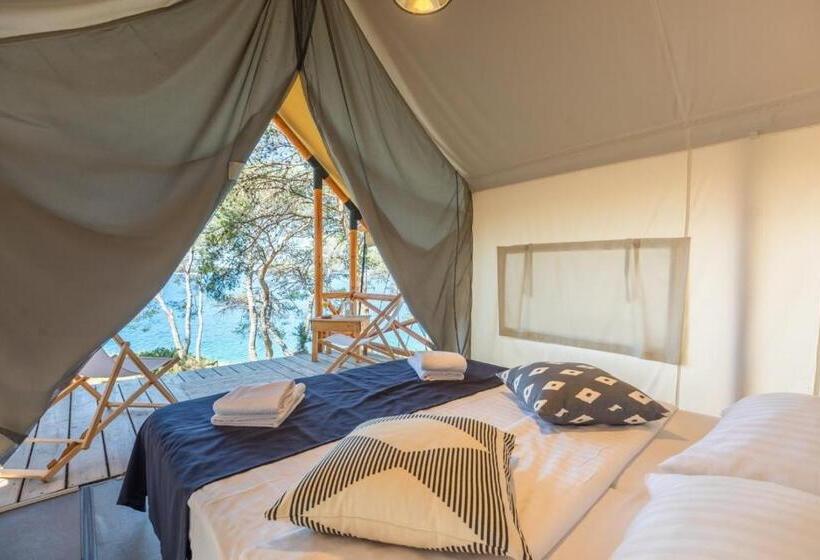 غرفة قياسية مطلّة علي البحر, Obonjan Island Resort