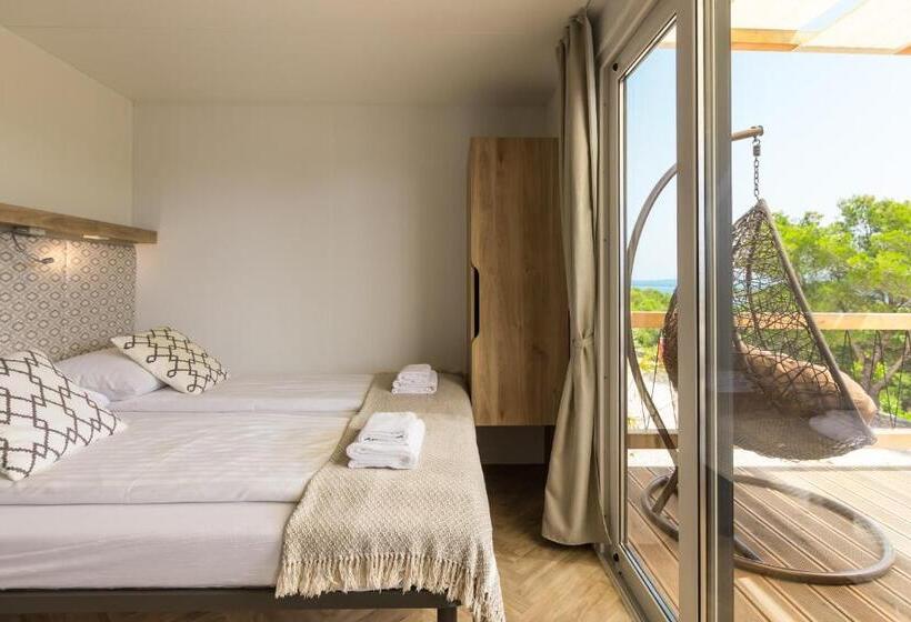 בית נייד, Obonjan Island Resort