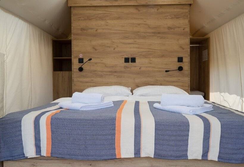 غرفة قياسية, Obonjan Island Resort