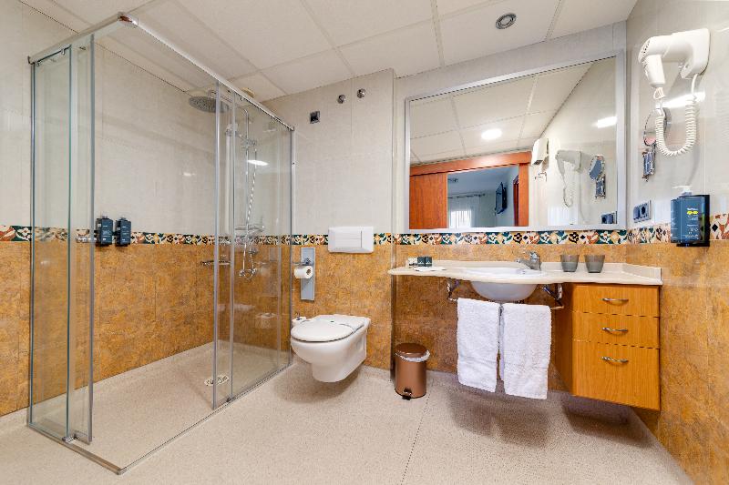 デラックスルーム, Prostyle Ryokan Yokohama Bashamichi