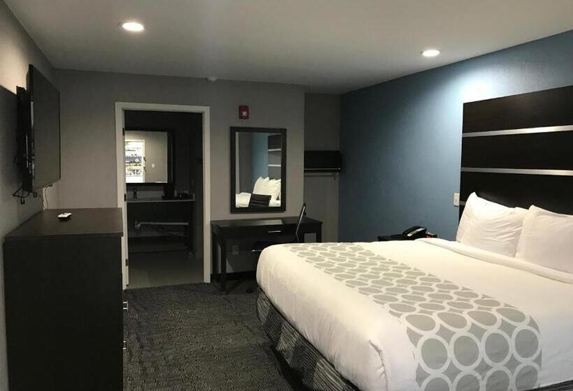 带大床的标准间, Rodeway Inn South