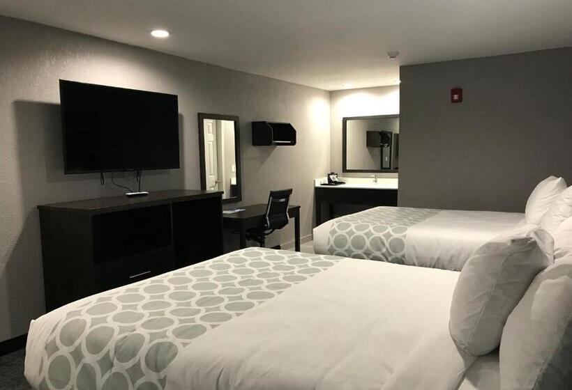 带2个双人床的标准工作室, Rodeway Inn South