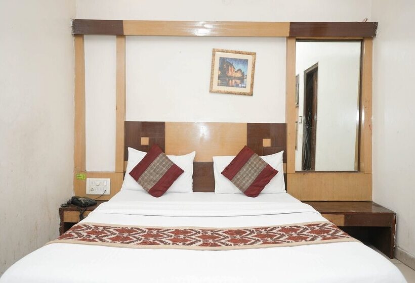 标准间, Sai Dham International