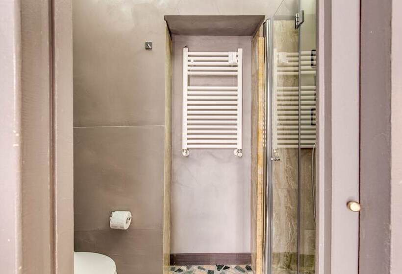 اتاق استاندارد, Veneto Suite Rome