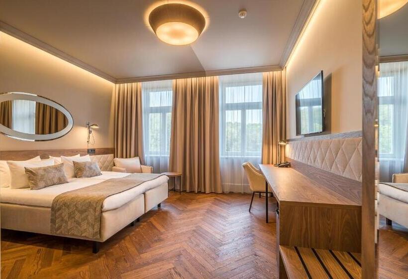 اتاق سوپریور, Vilnia