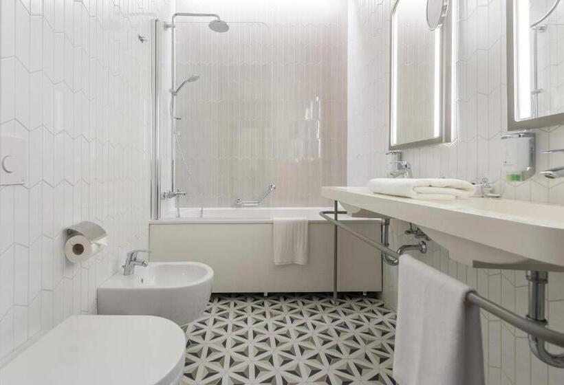 اتاق سوپریور با بالکن, Vilnia