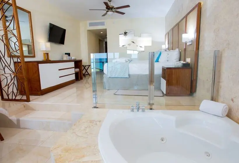 سوئیت جونیور پریمیوم, Impressive Premium Punta Cana - All Inclusive