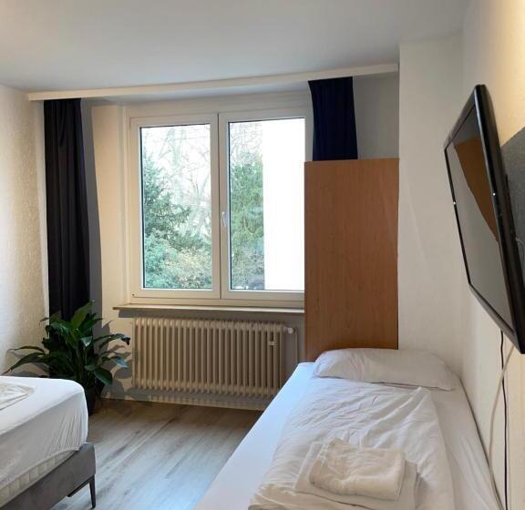 컴포트 트리플 룸, 24 7 Stadthotel Stuttgart