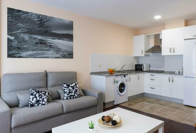 Апартаменты 2 Спальни, O Pindo