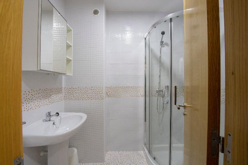 Апартаменты 2 Спальни, O Pindo