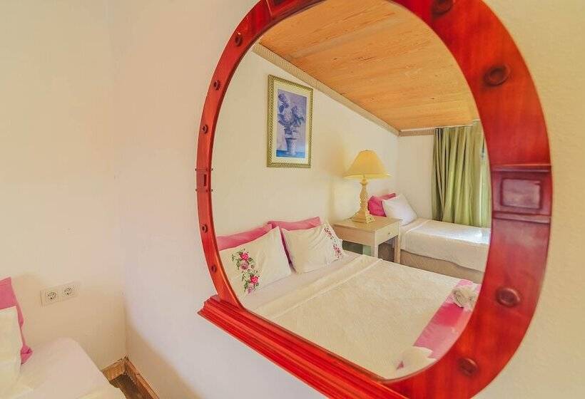 Трехместный Номер Комфорт, Alacati Asmalı Konak Otel