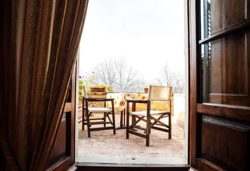 テラス付きスタンダードルーム, B&b Palazzo Al Torrione 2
