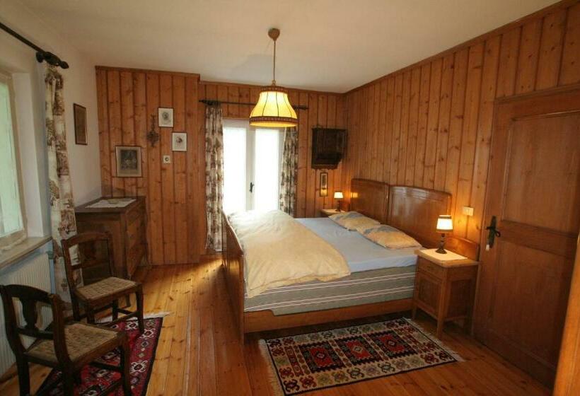 اتاق لوکس با بالکن, B&b Villa La Bercia