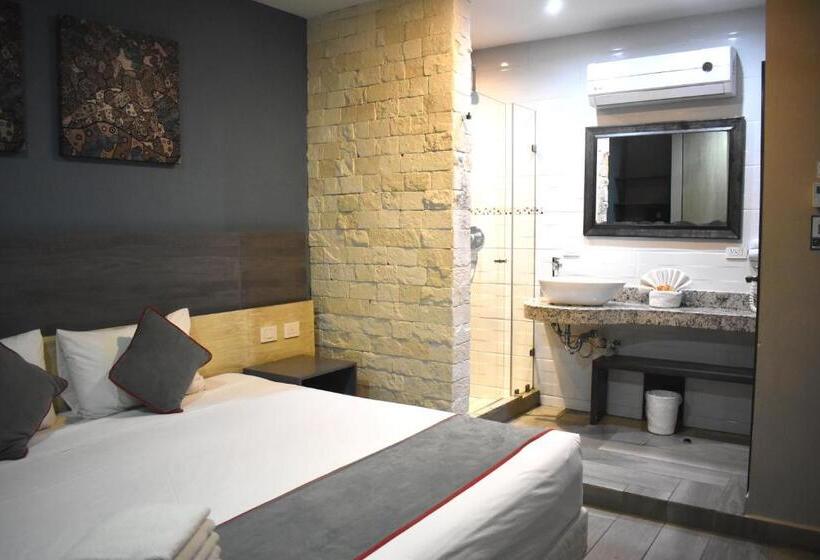 デラックスルーム, Attraction Hotel Deluxe