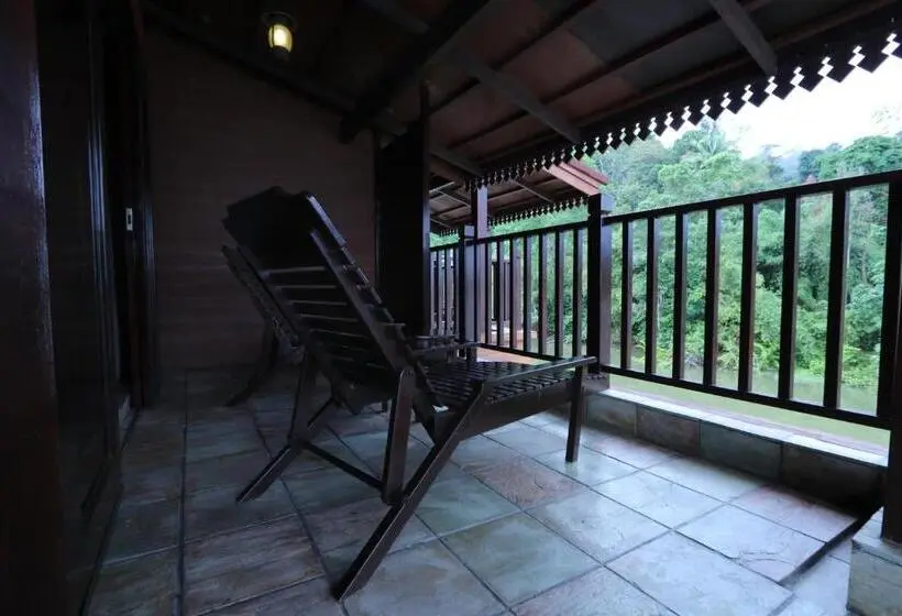 Standard-studio, Bukit Merah Laketown Resort