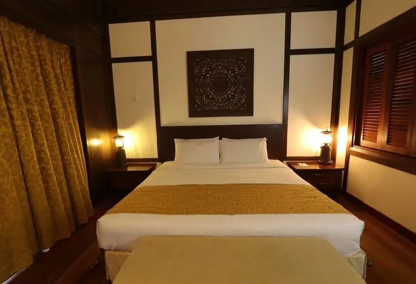 Standard-studio, Bukit Merah Laketown Resort