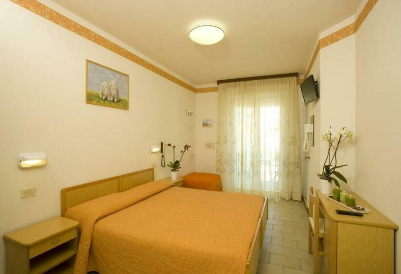 スタンダードシングルルーム, Consuelo