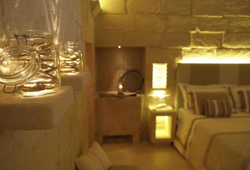 标准间, Corte Dei Granai