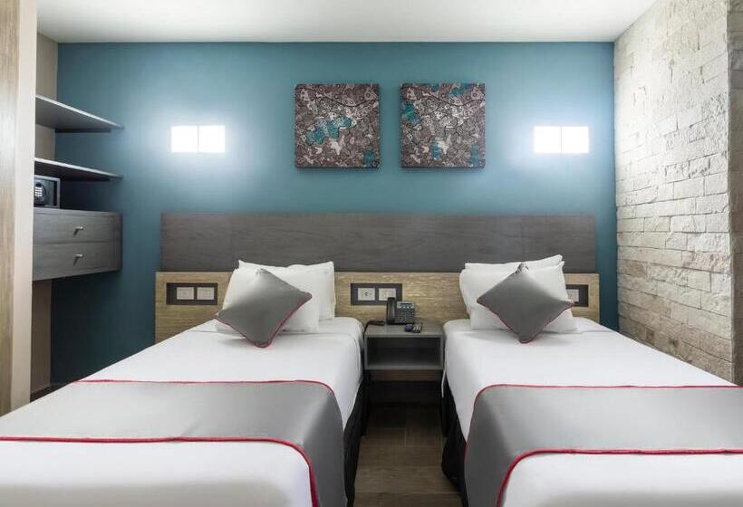 スタンダードルーム, Attraction Hotel Deluxe