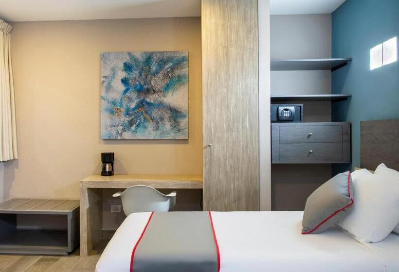 キングサイズベッドのスタンダードルーム, Attraction Hotel Deluxe