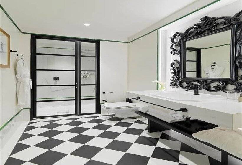 اتاق استاندارد سه نفره, H10 Casa de La Plata