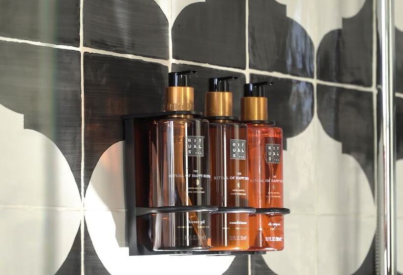 اتاق خانوادگی, H10 Casa de La Plata