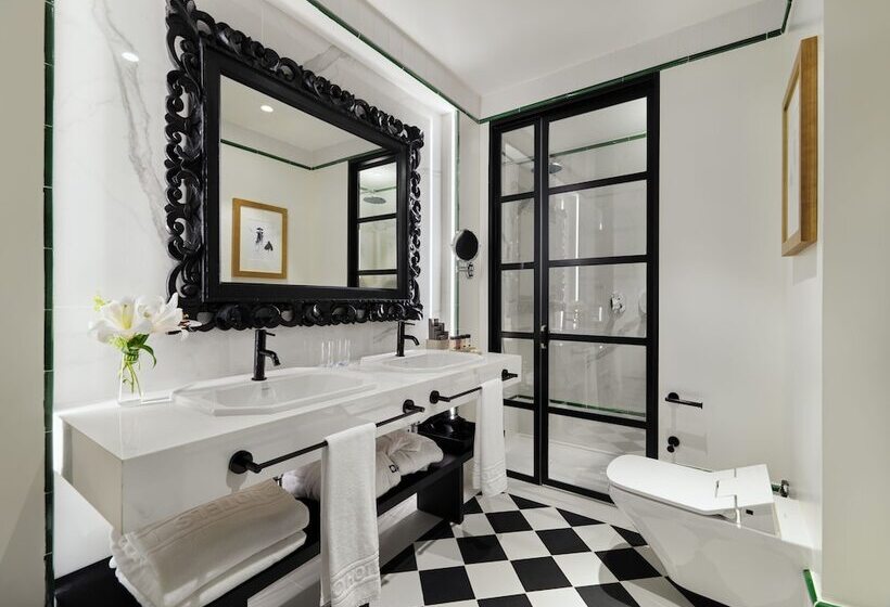 اتاق استاندارد سه نفره, H10 Casa de La Plata