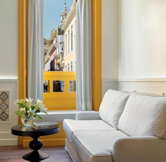 سوییت خانوادگی, H10 Casa de La Plata