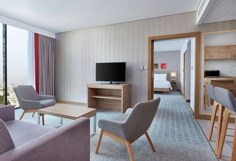 سوییت, Hilton Garden Inn Muscat Al Khuwair