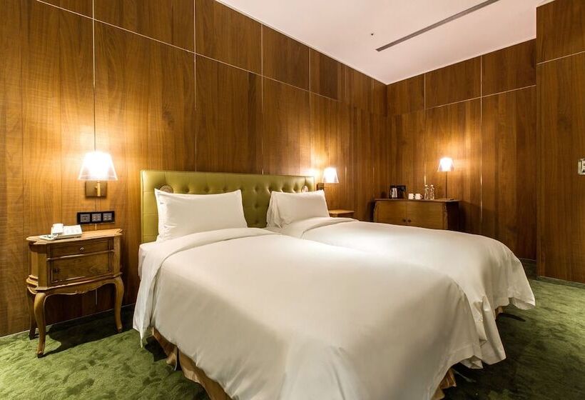 اتاق استاندارد, Inhouse Hotel Grand