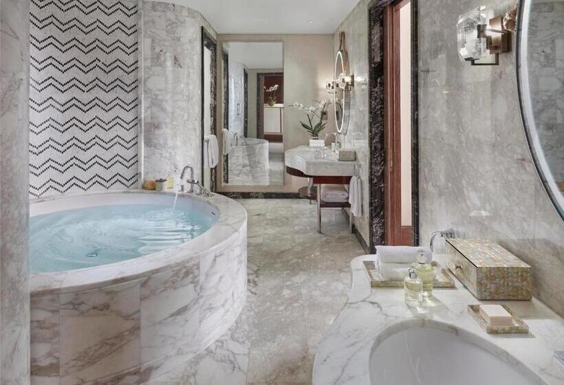 استودیوی استاندارد, Mandarin Oriental Doha