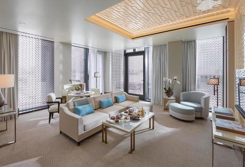 سوئیت با بالکن, Mandarin Oriental Doha