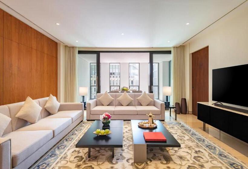 اتاق استاندارد چهار تخته, Mandarin Oriental Doha