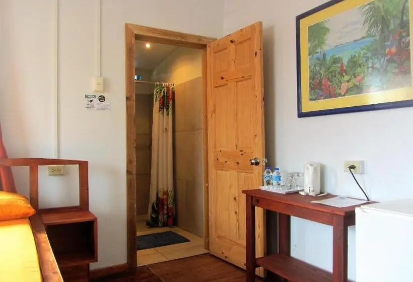 اتاق استاندارد, Miller's Guest House