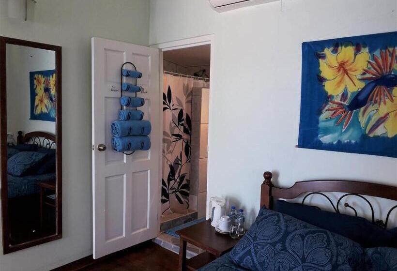 اتاق استاندارد با بالکن, Miller's Guest House
