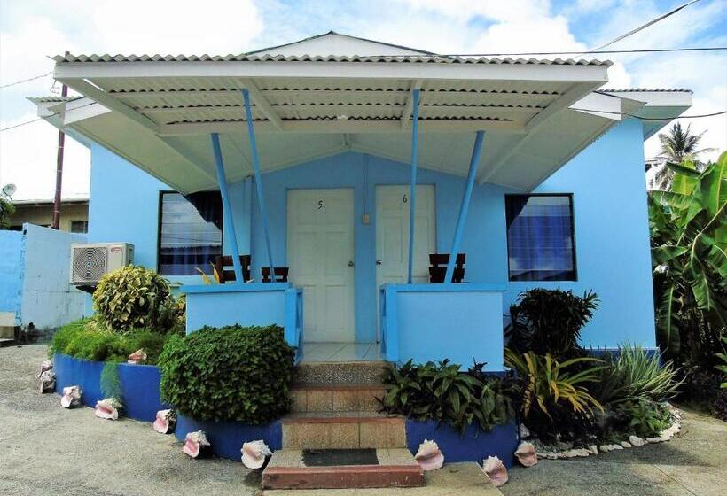 Camera Tripla Classica con Balcone, Miller's Guest House