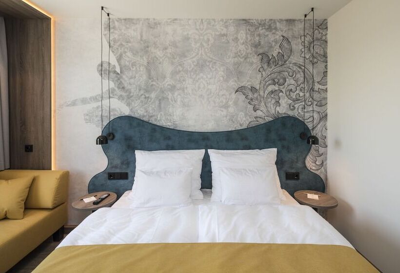 标准间, Rainers21