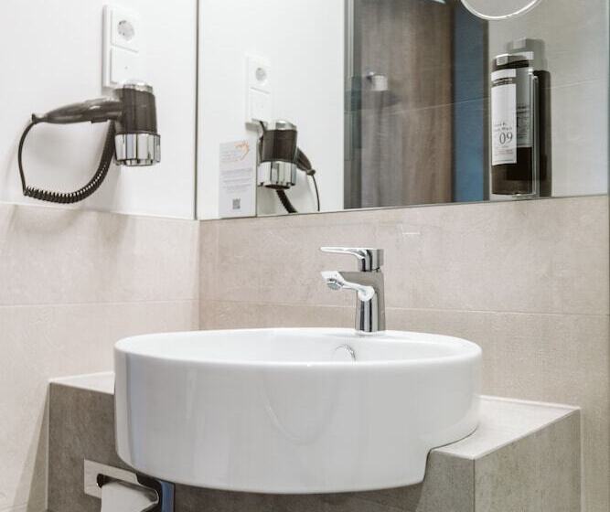 商务房间, Rainers21