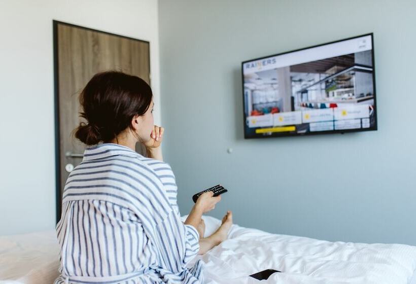 商务房间, Rainers21