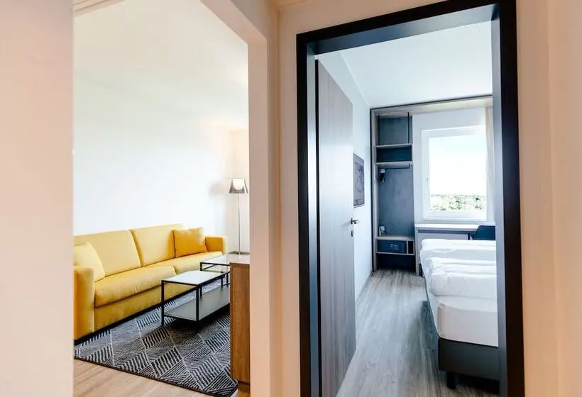 Suite, Rainers21