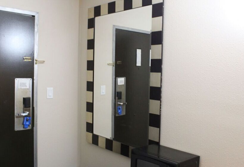 디럭스 룸, Fairmount Inn & Suites   Stroudsburg, Poconos