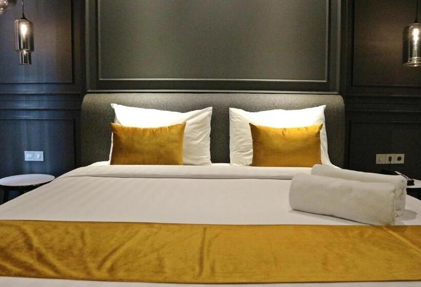 Deluxerum King Size Säng, Shalva  Jakarta